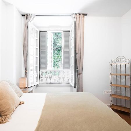 Apartamento De Lujo En Plaza Del Teatro Apartment มาลากา ภายนอก รูปภาพ