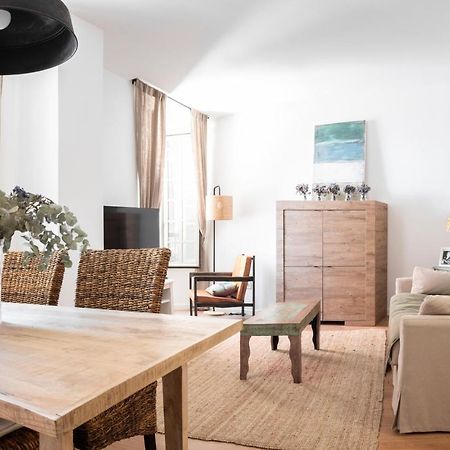 Apartamento De Lujo En Plaza Del Teatro Apartment มาลากา ภายนอก รูปภาพ