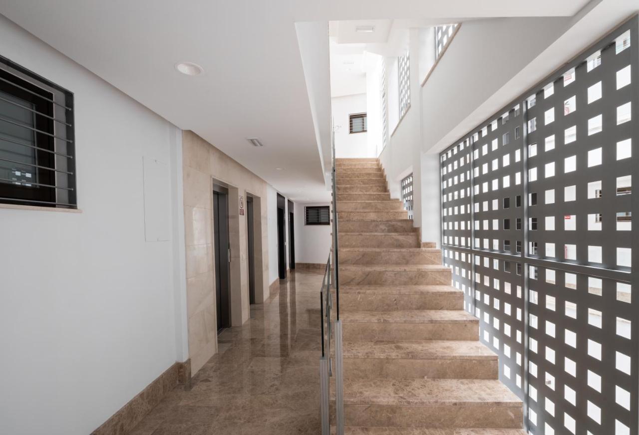 Apartamento De Lujo En Plaza Del Teatro Apartment มาลากา ภายนอก รูปภาพ